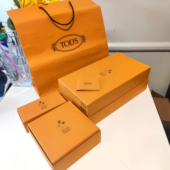 Tod's Boxes Bundle - Picture 6 of 17